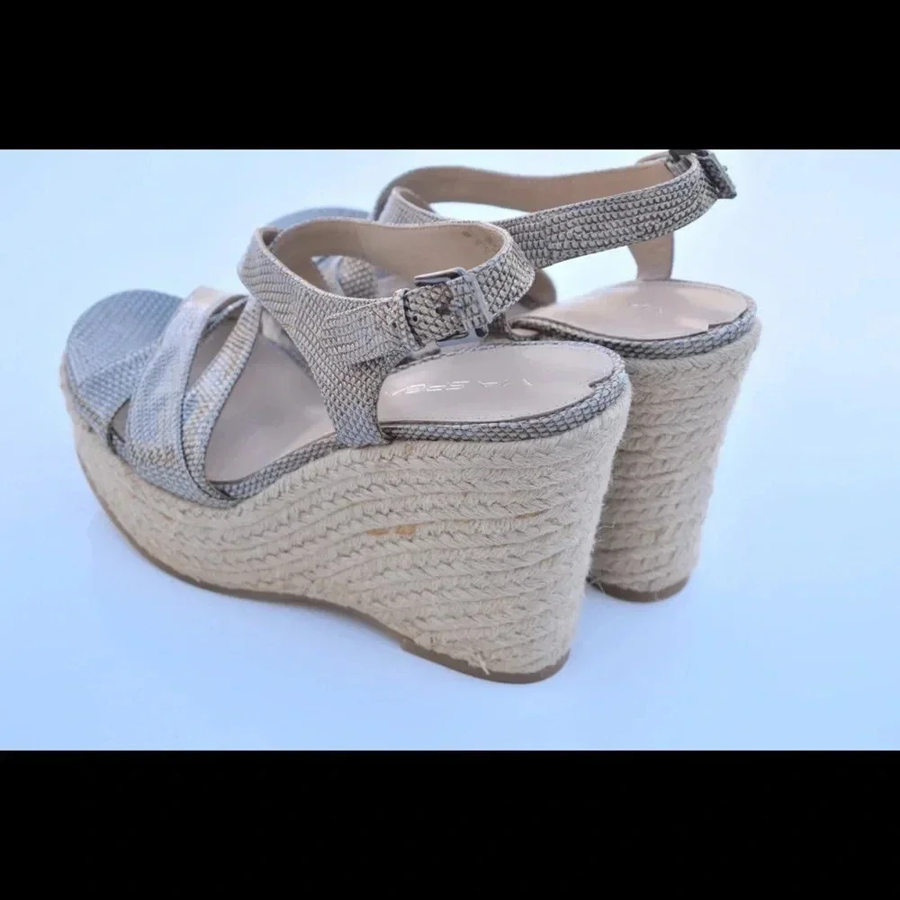 NWOT Via Spiga wedges